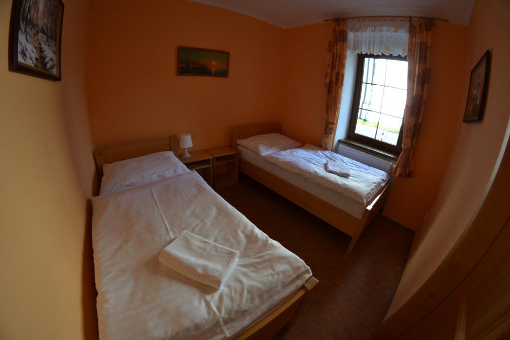 Apartmany U Jezera Na Namesti Фримбурк Екстериор снимка