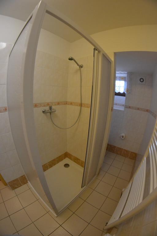 Apartmany U Jezera Na Namesti Фримбурк Екстериор снимка
